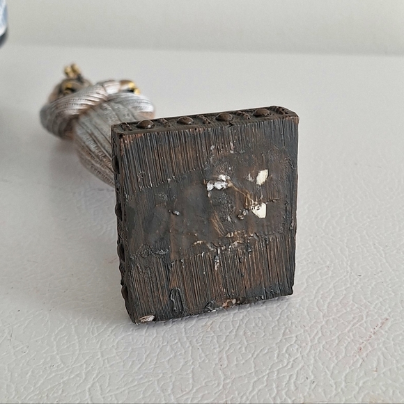 Figurine of Pharaoh Tutankhamun - Picture 11 of 11